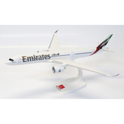 MODEL AIRBUS A350 EMIRATES