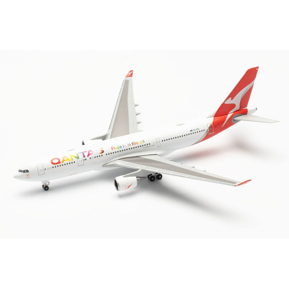 herpa-wings-537148-airbus-a330-200-qantas-pride-is-in-the-air-vh-ebl-xce-197642_0.jpg