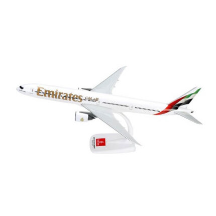 MODEL BOEING B777 EMIRATES NEW LIVERY
