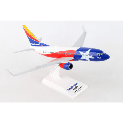 MODEL BOEING B737-700 SOUTHWEST AIRLINES "LONESTAR ONE"